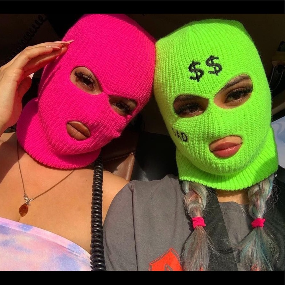 Meet your Posher, Sky